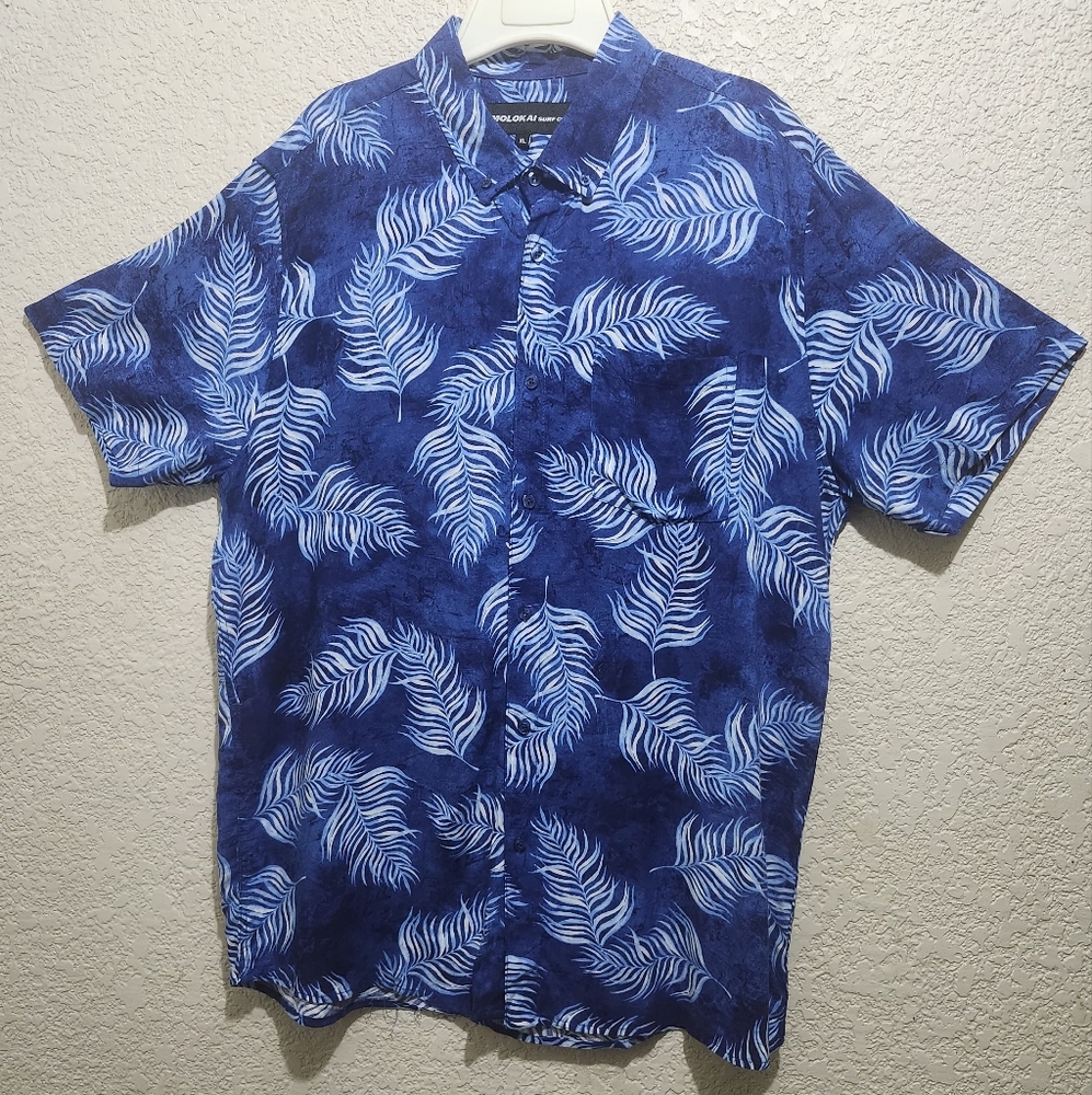 Molokai Surf Co 100% Rayon Button Up Shirt